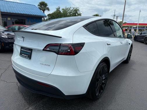2022 Tesla Model Y Performance AWD