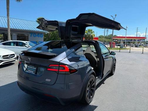 2022 Tesla Model X Plaid AWD
