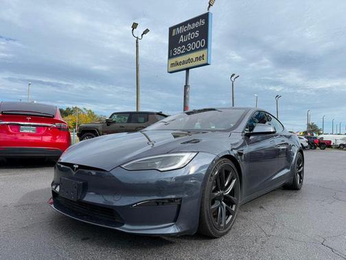 2023 Tesla Model S Plaid