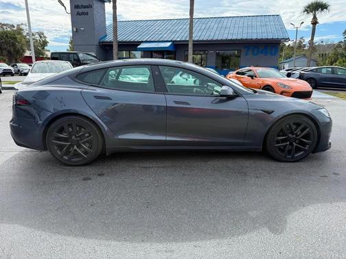 2023 Tesla Model S Plaid