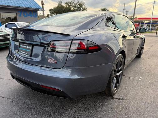 2023 Tesla Model S Plaid