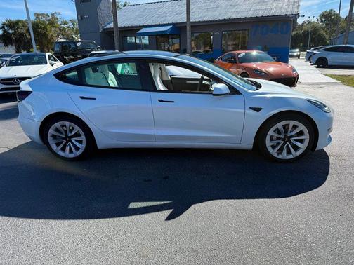 2023 Tesla Model 3 Standard Range