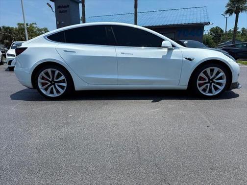 2018 Tesla Model 3 Long Range