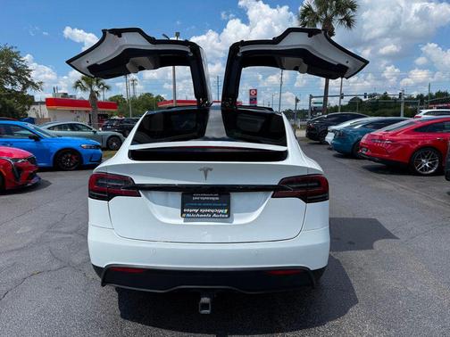 Pearl White Multi-Coat 2023 Tesla Model X **MODEL X AWD**WHITE ON CREAM**22' WHEELS**