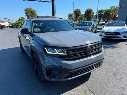 2023 Volkswagen Atlas Cross Sport 3.6L V6 SEL R-Line