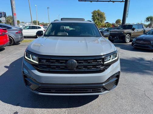 2023 Volkswagen Atlas Cross Sport 3.6L V6 SEL R-Line