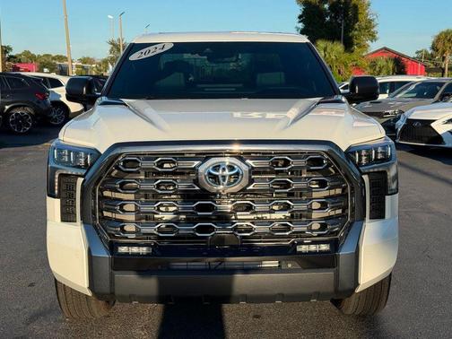 2024 Toyota Tundra Hybrid Platinum