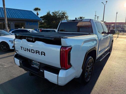 2024 Toyota Tundra Hybrid Platinum