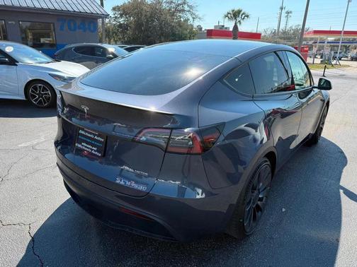 2023 Tesla Model Y Performance AWD