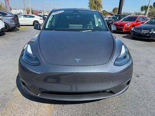 2023 Tesla Model Y Performance AWD