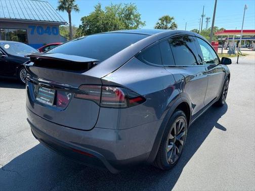 2022 Tesla Model X **MODEL X AWD 6 PASSENGERS**
