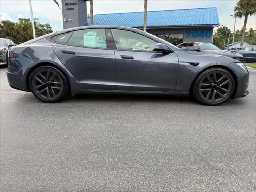 2022 Tesla Model S AWD