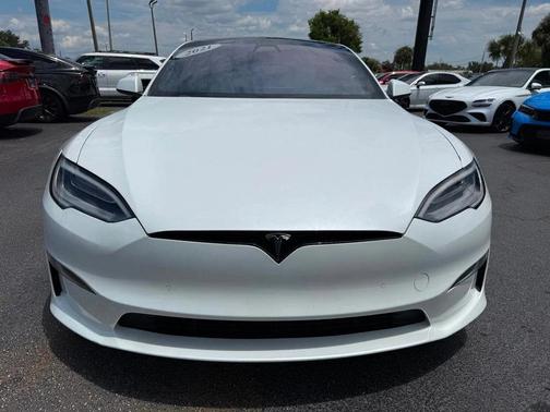 Pearl White Multi-Coat 2021 Tesla Model S Plaid