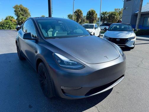 2024 Tesla Model Y Long Range AWD