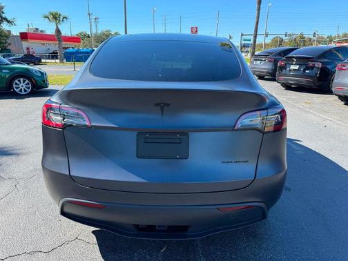 2024 Tesla Model Y Long Range AWD