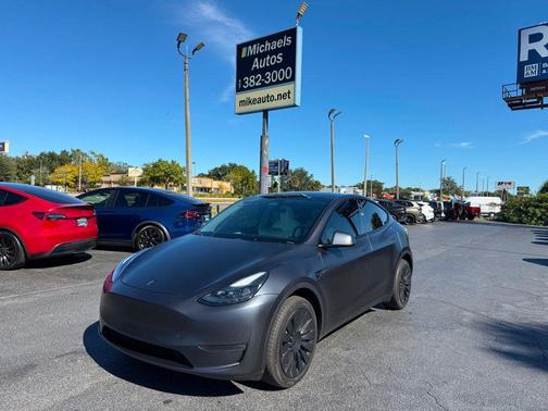 2024 Tesla Model Y Long Range AWD