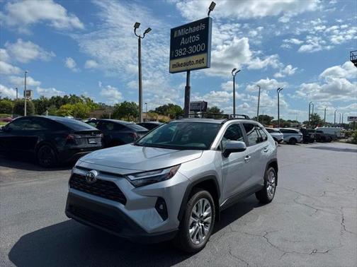 2025 Toyota RAV4 XLE Premium
