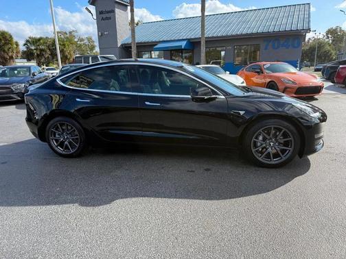 2019 Tesla Model 3 Performance