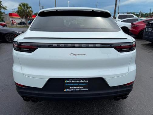2023 Porsche Cayenne Platinum Edition