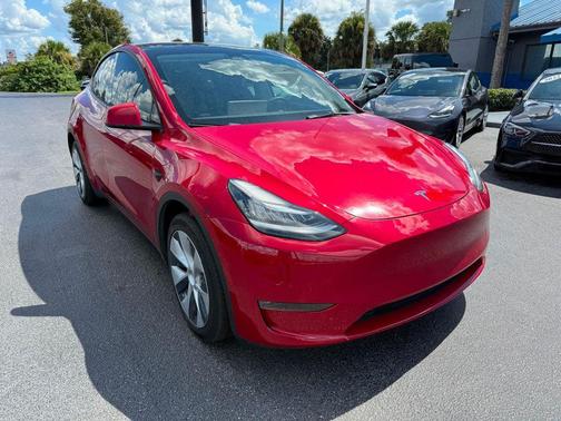2022 Tesla Model Y Long Range AWD