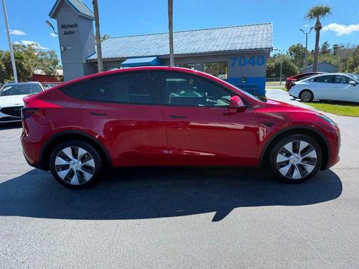 2022 Tesla Model Y Long Range AWD