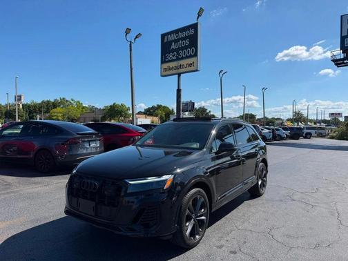 Mythos Black Metallic 2025 Audi Q7 55 Premium Plus