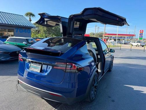 2023 Tesla Model X AWD