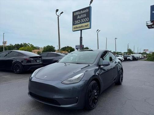 2022 Tesla Model Y Performance AWD