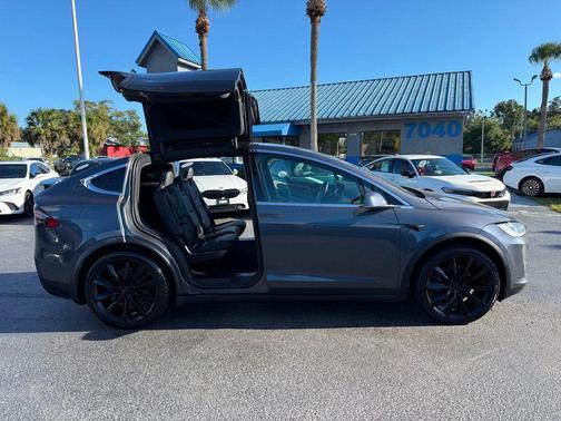2021 Tesla Model X Long Range Plus AWD