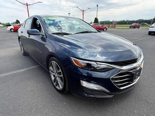 Northsky Blue Metallic 2022 Chevrolet Malibu FWD LT