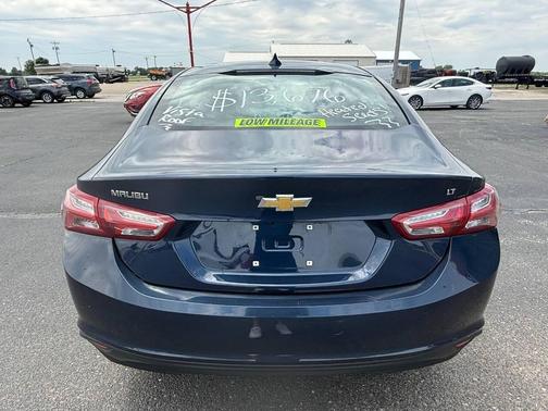 Northsky Blue Metallic 2022 Chevrolet Malibu FWD LT