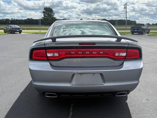 2014 Dodge Charger SXT