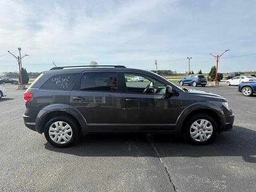 Granite Crystal Metallic Clearcoat 2015 Dodge Journey SE