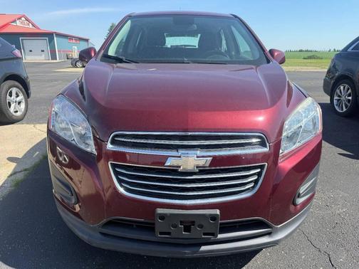Maroon 2016 Chevrolet Trax LS
