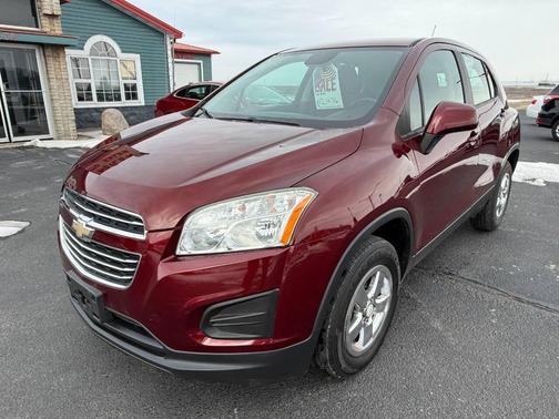 Maroon 2016 Chevrolet Trax LS