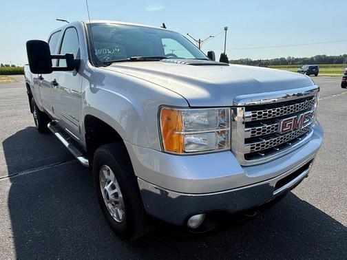 Quicksilver Metallic 2013 GMC Sierra 2500 SLE