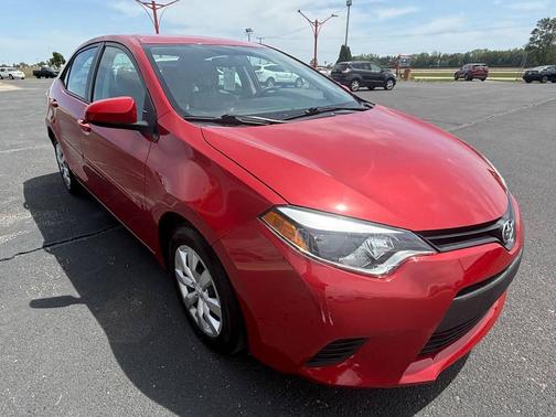 Barcelona Red Metallic 2016 Toyota Corolla LE