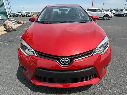 Barcelona Red Metallic 2016 Toyota Corolla LE