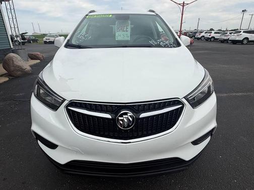 White 2022 Buick Encore Preferred