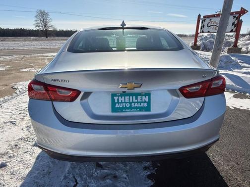 2017 Chevrolet Malibu 1LT