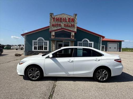 2016 Toyota Camry SE