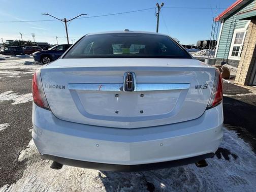 2011 Lincoln MKS Base