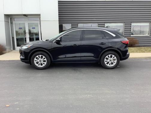Agate Black 2023 Ford Escape Active
