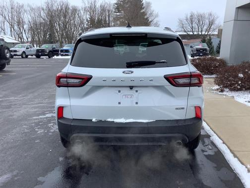 2025 Ford Escape ST-Line Select