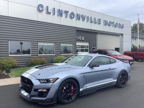 2022 Ford Shelby GT500 Base