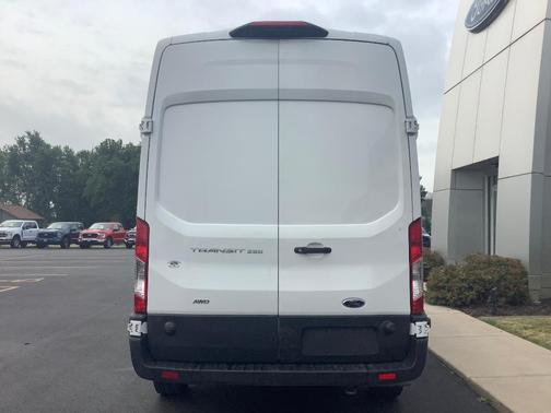 Oxford White 2025 Ford Transit-250 Base