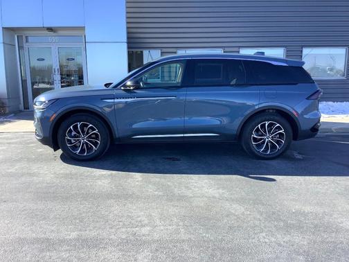 2025 Lincoln Nautilus Premiere