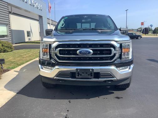 Agate Black 2023 Ford F-150 XLT