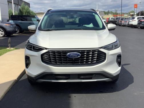2023 Ford Escape Platinum