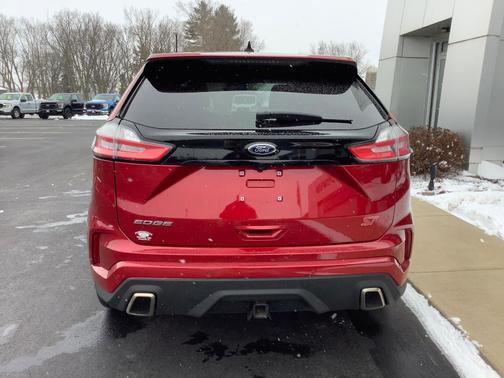 2020 Ford Edge ST